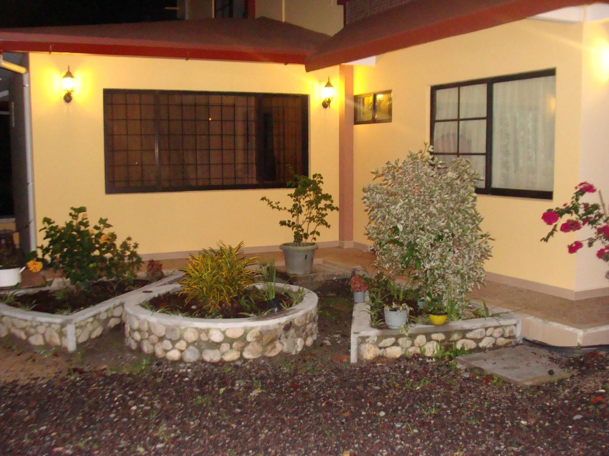 Hostal La Molienda Puyo Exterior photo