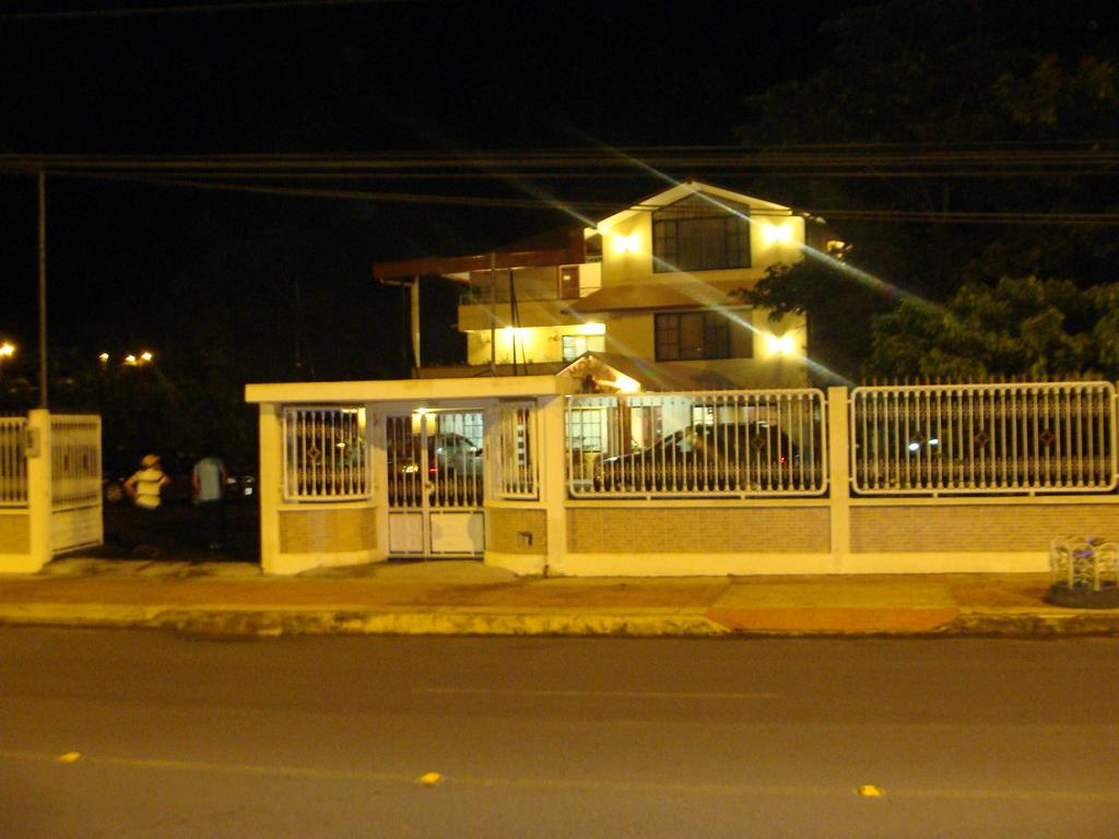 Hostal La Molienda Puyo Exterior photo